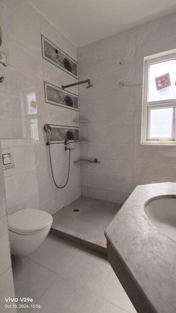 Bathroom in 3 BHK Builder Floor at SS Southend Floors, South City 2 – for Sale