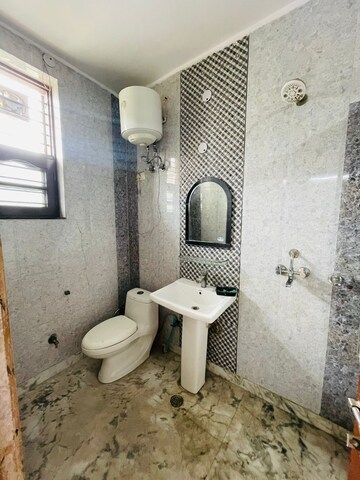 Bathroom in 3 BHK Builder Floor at Ardee City, Sector 52 – for Sale