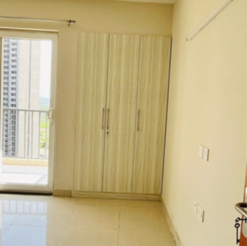 Room in 3 BHK Apartment at Tata Value Homes, Sector 150 – for Sale