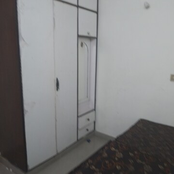 Furnished Amenities in 2 BHK Apartment at Arun Vihar Sector 37, Sector 37 – for Sale