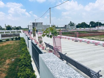 Swimming Pool in  Plot at Kisan Path – for Sale