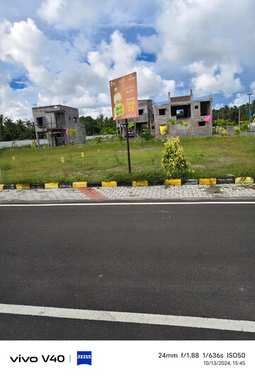  Plot For Sale in Singhvi Garden, Kelambakkam