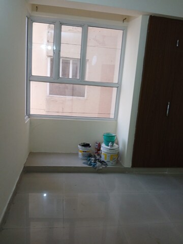 Room in 3 BHK Apartment at Galaxy North Avenue ll, Gaur City 2  – for Sale