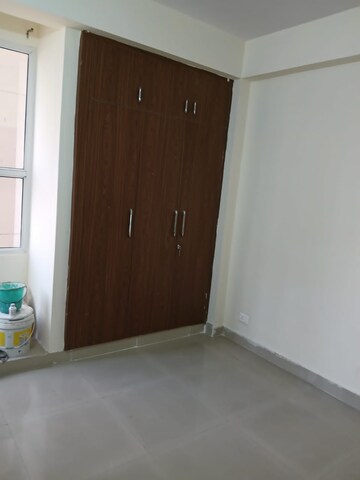 Room in 3 BHK Apartment at Galaxy North Avenue ll, Gaur City 2  – for Sale
