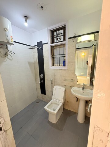 Master Bedroom in 3 BHK Apartment at DLF The Primus, Sector 82a – for Sale