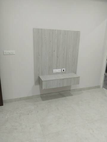 Room in 3 BHK Builder Floor at Peer Mucchalla – for Sale