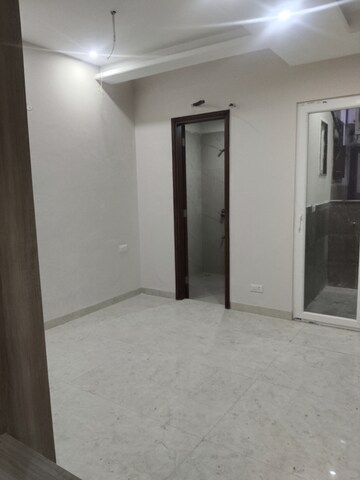 Room in 3 BHK Builder Floor at Peer Mucchalla – for Sale