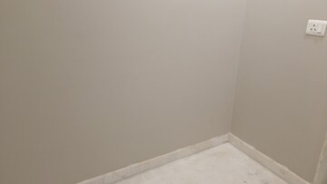 Room in 3 BHK Builder Floor at New Rajinder Nagar – for Sale