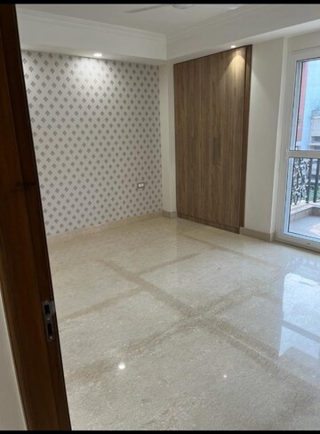 Room in 3 BHK Builder Floor at New Rajinder Nagar – for Sale