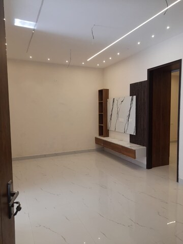 Room in 3 BHK Builder Floor at Peer Mucchalla – for Sale