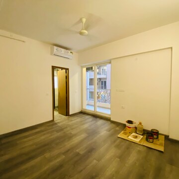 Room in 3 BHK Apartment at ABA Ivy County, Sector 75 – for Sale