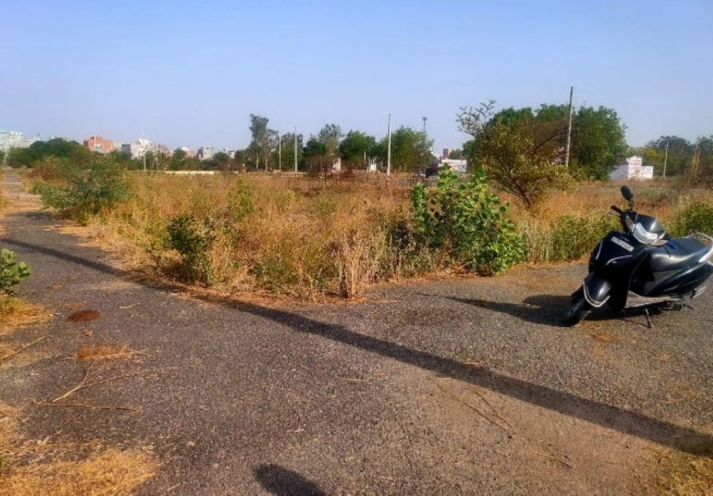 Plot For Resale in Rohini Delhi  7692236