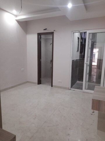 Room in 3 BHK Builder Floor at Peer Mucchalla – for Sale