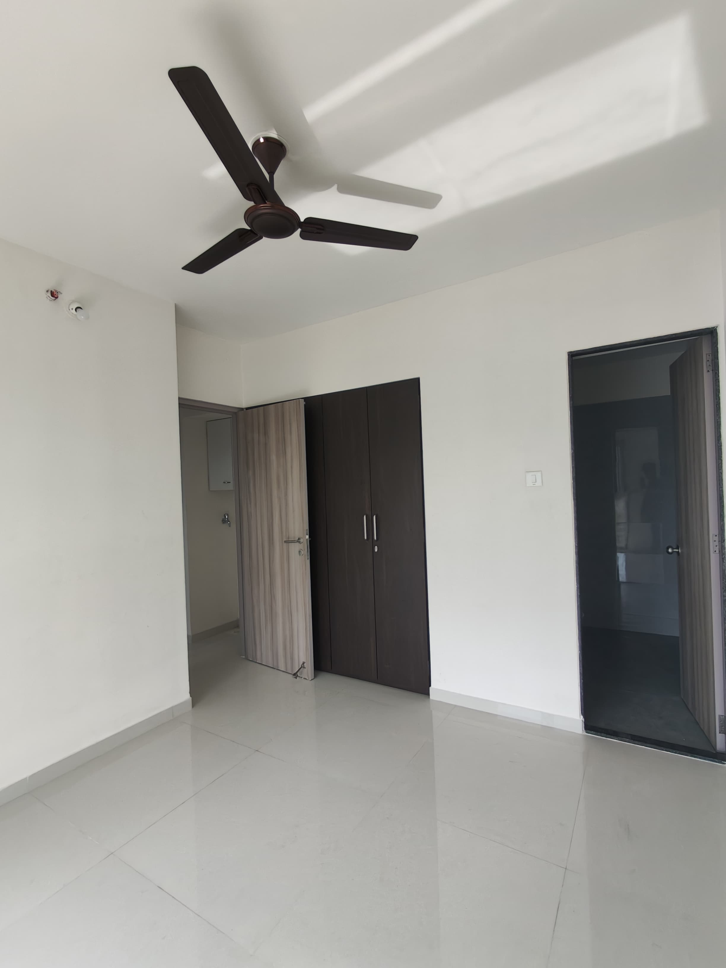 2 BHK Apartment For Rent in Ashar Axis Majiwada Thane  7692432