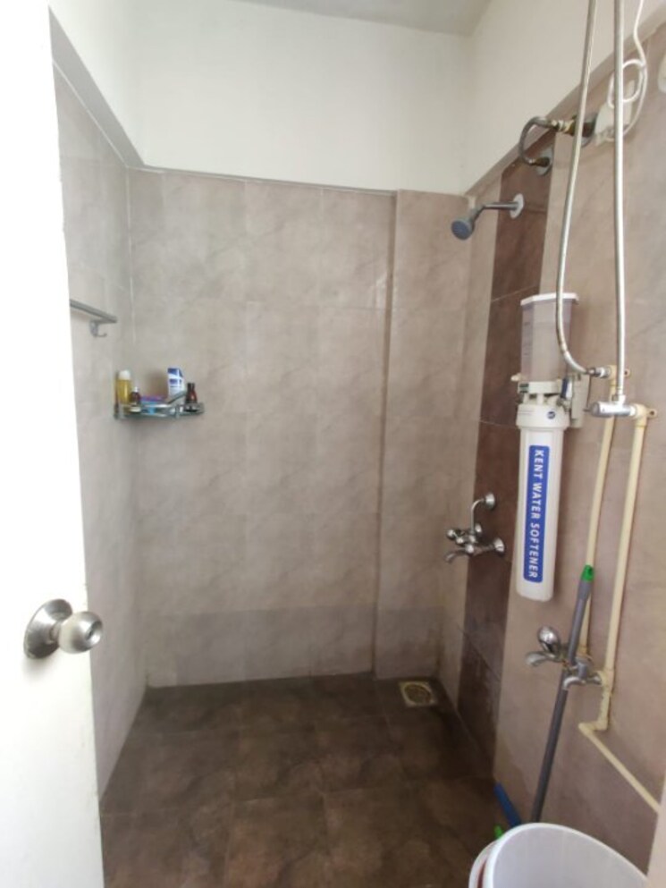 Bathroom, goel-ganga-niwas 1 Bedroom 682 Sq.Ft. Apartment In Dhanori Pune 7693055