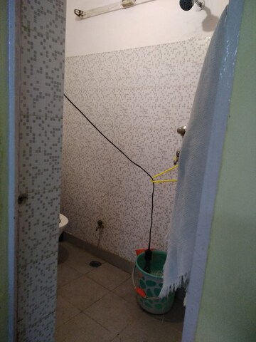 Bathroom in 1 BHK Apartment at Lajpat Nagar – for Rent