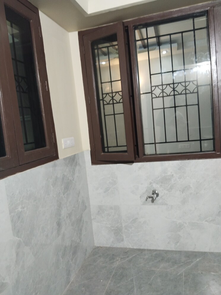 Other, malviya nagar 3 Bedroom 1800 Sq.Ft. Builder Floor In Malviya Nagar Delhi 7693334