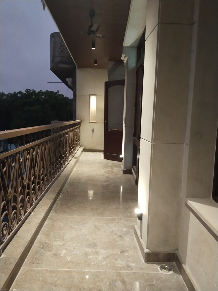 Balcony, malviya nagar 3 Bedroom 1800 Sq.Ft. Builder Floor In Malviya Nagar Delhi 7693334