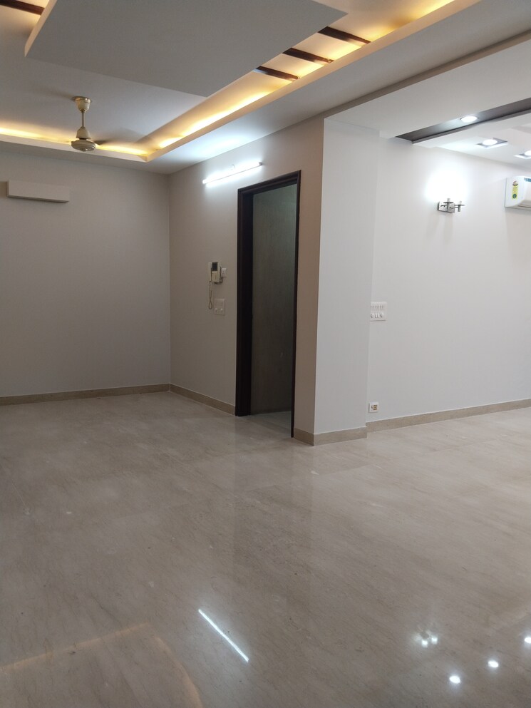 Room, malviya nagar 3 Bedroom 1800 Sq.Ft. Builder Floor In Malviya Nagar Delhi 7693334