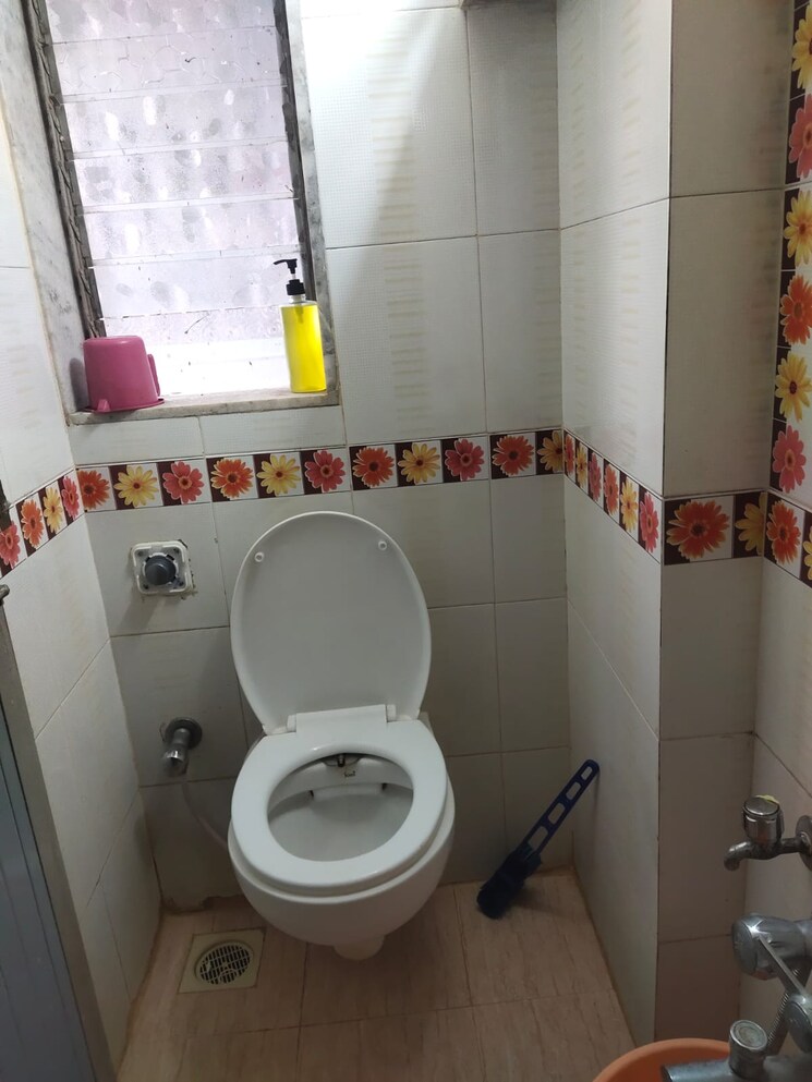 Bathroom, mansi-apartment-kurla 1 Bedroom 504 Sq.Ft. Apartment In Kurla West Mumbai 7693359