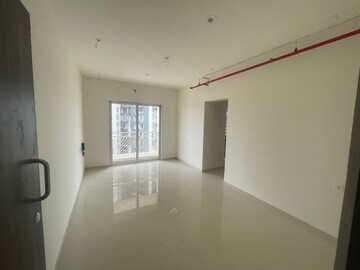 Room in 1 BHK Apartment at JVM Corner Stone, Naupada – for Sale