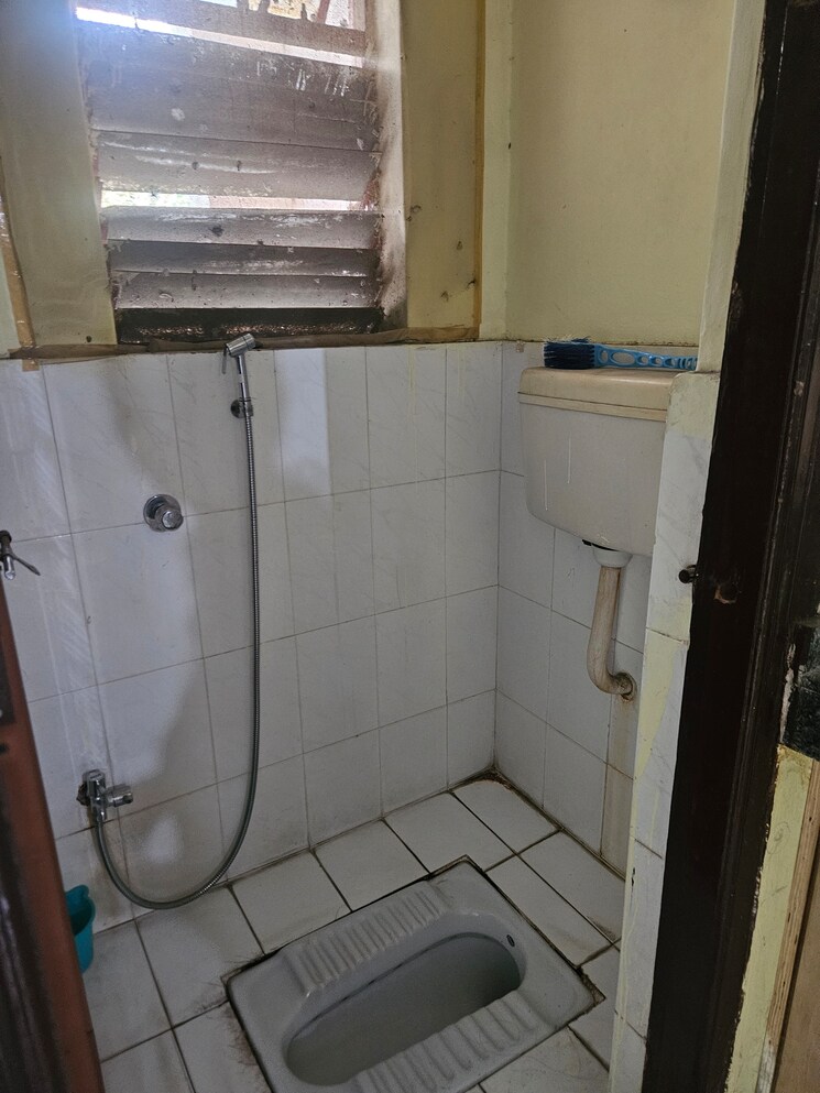 Bathroom, shubhankar-chs-bopodi 1 Bedroom 600 Sq.Ft. Apartment In Bopodi Pune 7693524