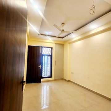 Room in 3 BHK Builder Floor at Chattarpur – for Sale