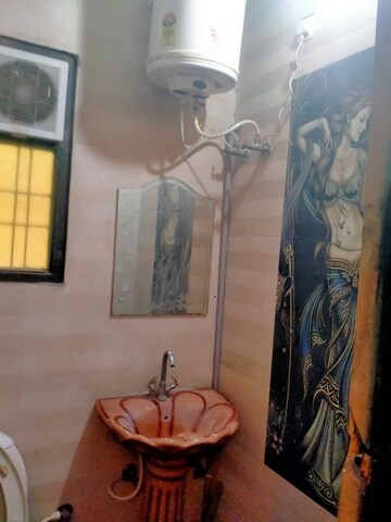 Bathroom in 3.5 BHK Builder Floor at Sainik Colony – for Sale