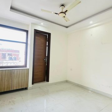 Room in 3 BHK Builder Floor at Chattarpur – for Sale