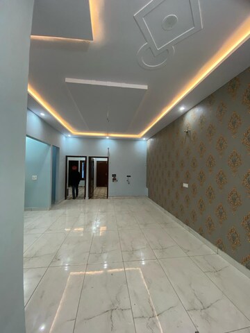 Room in 5 BHK Independent House at Kharar – for Sale