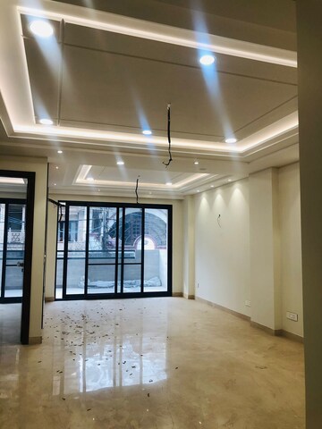 Room in 3.5 BHK Builder Floor at Ashok Nagar – for Sale