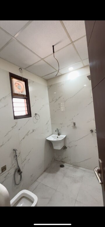Bathroom in 2 BHK Builder Floor at Shree Homes Noida, Sector 73 – for Sale