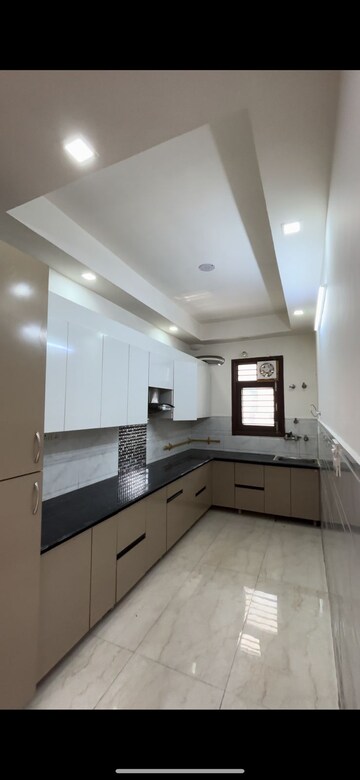 Kitchen in 2 BHK Builder Floor at Shree Homes Noida, Sector 73 – for Sale