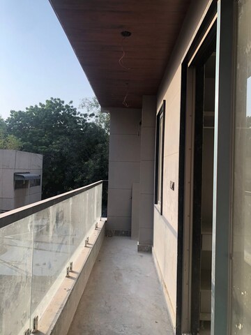 3.5 BHK Builder Floor For Sale in Pitampura