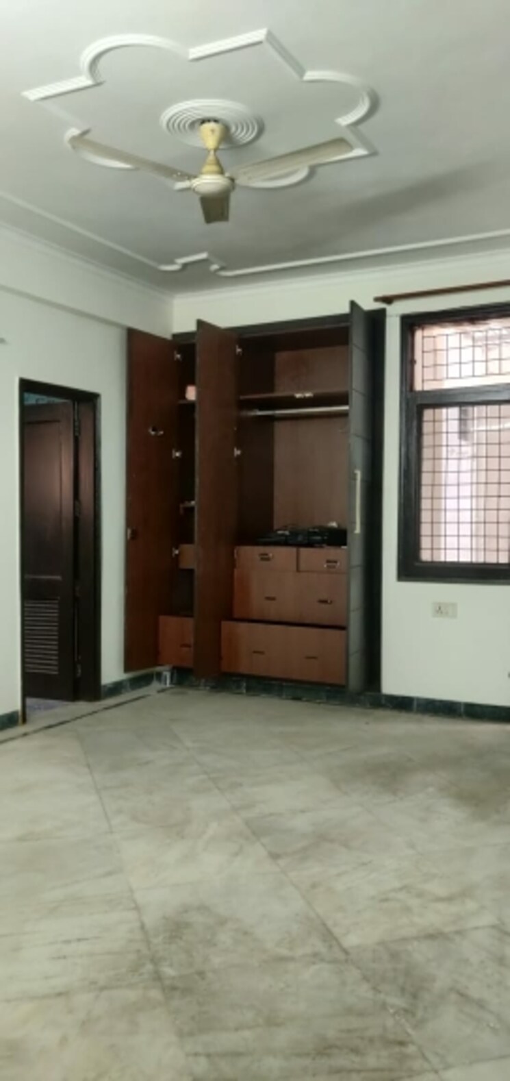 Room, s-s-southend 3.5 Bedroom 311 Sq.Yd. Builder Floor In Sector 49 Gurgaon 7694586