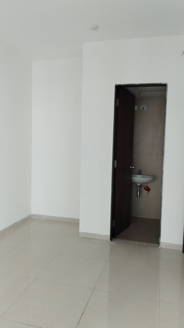 Room in 1 BHK Apartment at Runwal My City, Dombivli East – for Sale