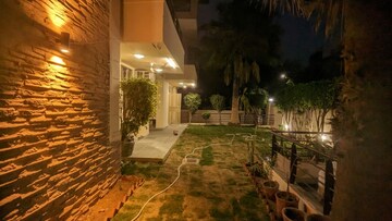 Balcony in 4 BHK Builder Floor at Sushant Lok 3, Sector 57 – for Sale