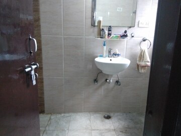 रेसिडेंशियल फ्लैट वर्ग फुट फॉर रेंट इन सेक्टर 11 द्वारका दिल्ली  7694765