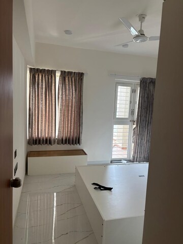 Bathroom in 3 BHK Apartment at Keystone Oxy Eterno, Dhanori – for Rent