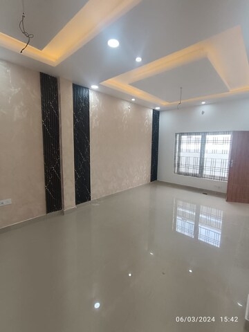 Room in 2 BHK Independent House at Faizabad Road – for Sale