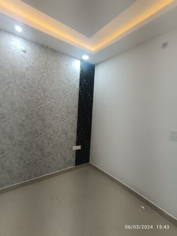 Room in 2 BHK Independent House at Faizabad Road – for Sale