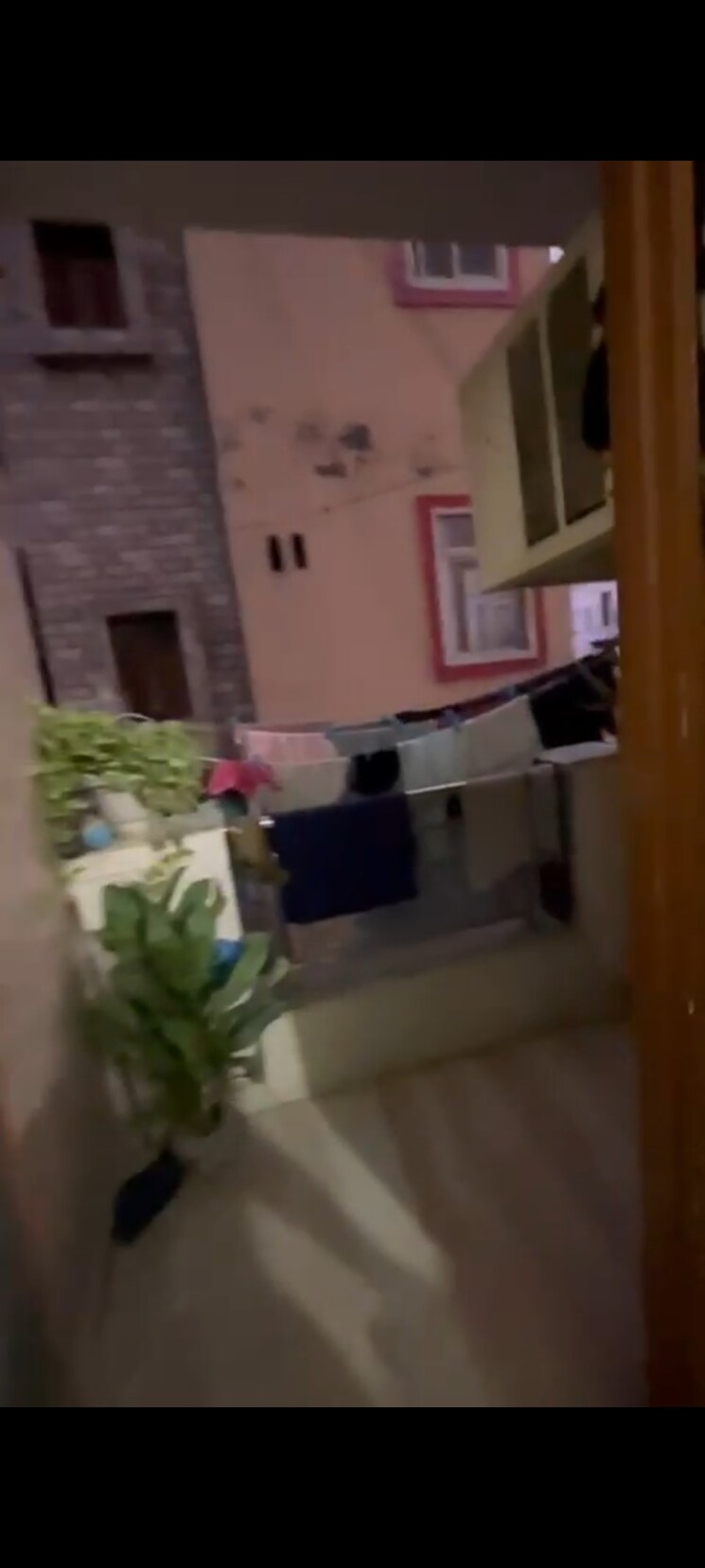 Balcony, new ashok nagar 2 Bedroom 70 Sq.Yd. Builder Floor In New Ashok Nagar Delhi 7696214