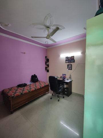 Furnished Amenities in 3 BHK Builder Floor at Mehrauli – for Sale