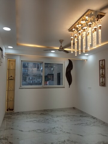 Room in 3 BHK Apartment at Sector 12 Dwarka – for Sale