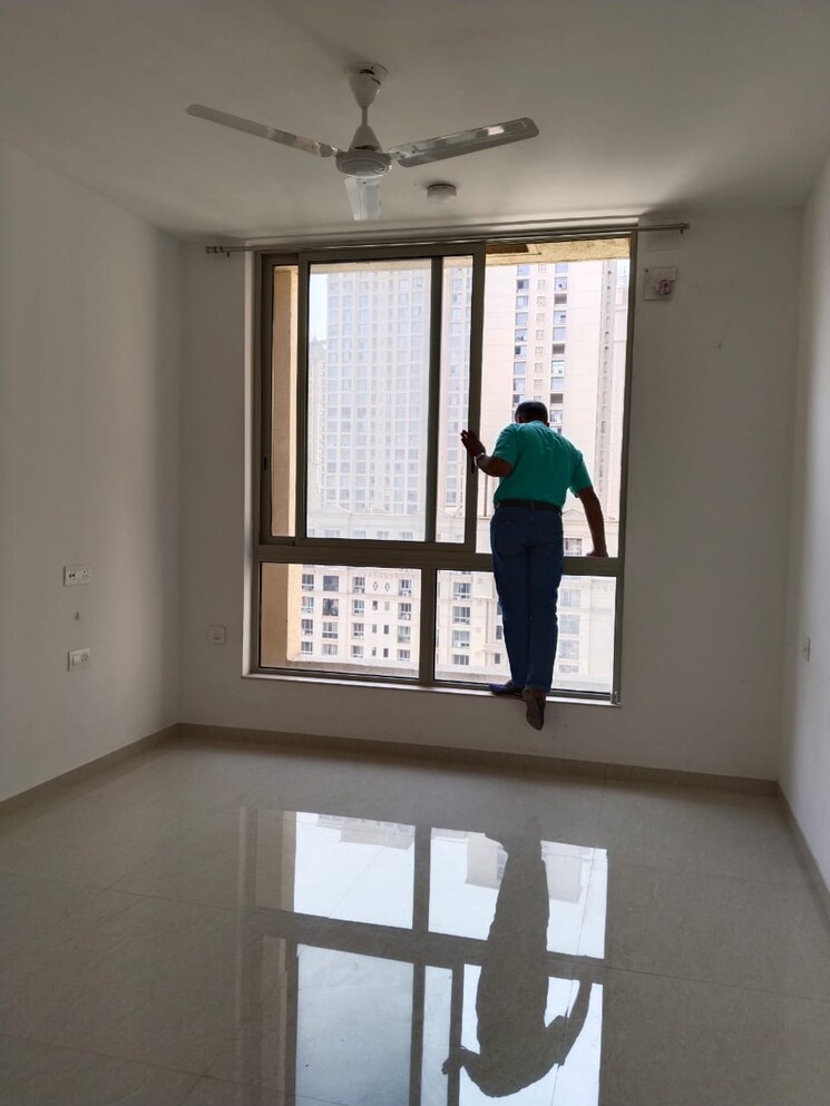 Room, hiranandani-skylark-enclave 2 Bedroom 879 Sq.Ft. Apartment In Ghodbunder Road Thane 7696610