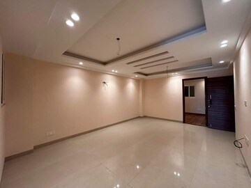 Room in 3 BHK Builder Floor at Chattarpur – for Sale