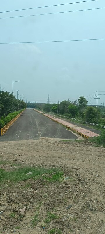  Plot – Exterior View View at Knowledge Park V Greater Noida - for Sale