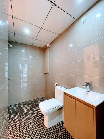 Kitchen in 3 BHK Builder Floor at Sector 73 – for Sale
