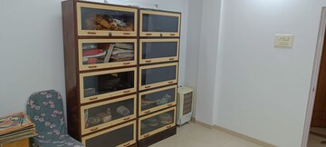 Furnished Amenities in 4 BHK Apartment at Samarth Nagar – for Rent