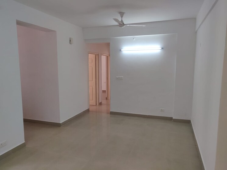 Room, supertech-cape-town 3 Bedroom 1295 Sq.Ft. Apartment In Sector 74 Noida 7697257